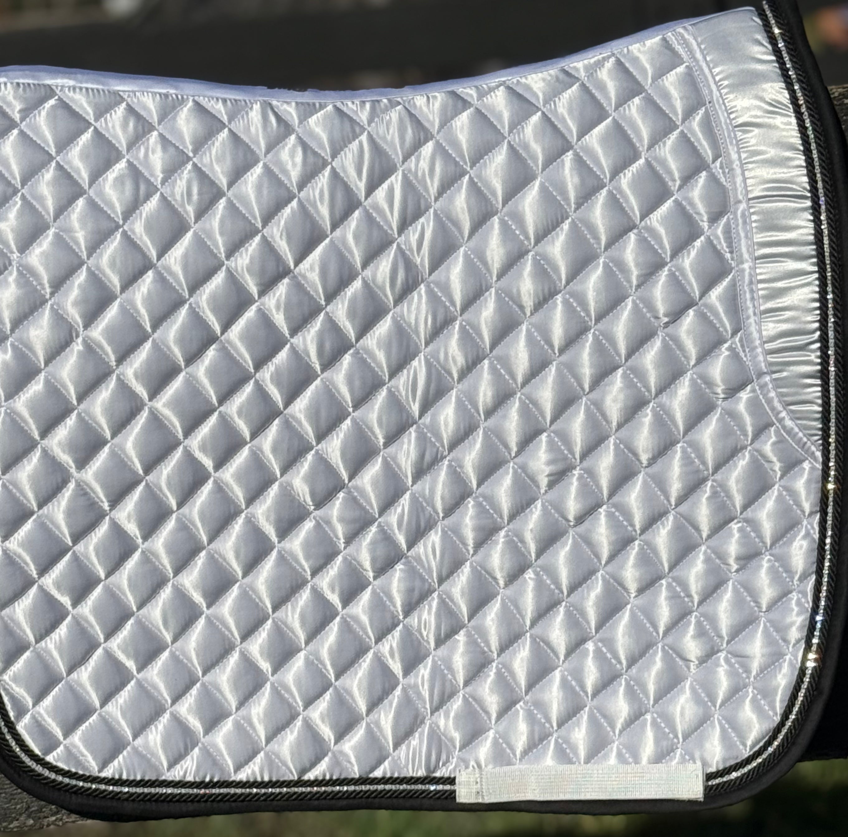Dressage Competition saddle pad -tWhite Competition Saddle Pad – Silver Satin with Crystal Trim